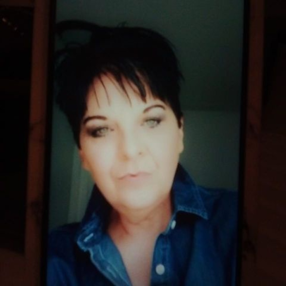 Meet your Posher, Loriann
